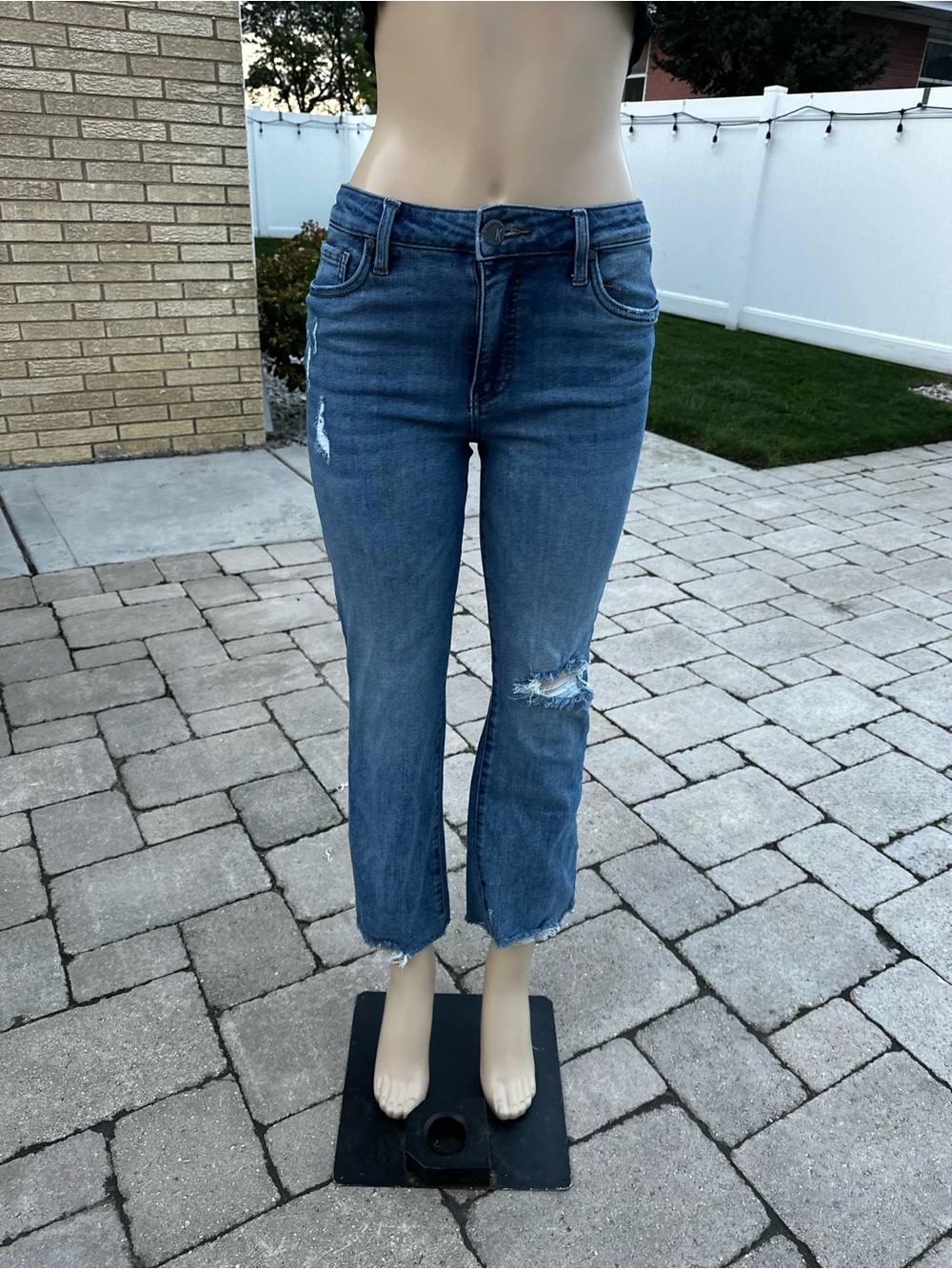 KUT from the Kloth distressed ankle flare jeans size 6. 27” inseam